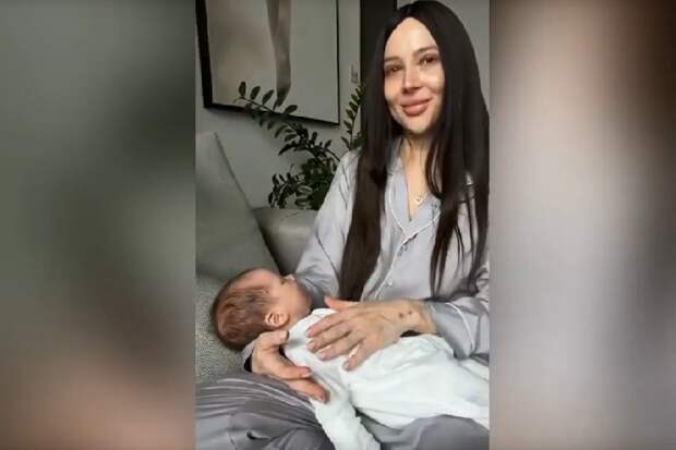 Блогер Лерчек вернулась домой после очередного курса лечения от онкологии