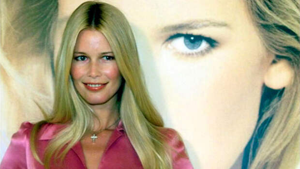 Супермодель Клаудиа Шиффер празднует 50-летие