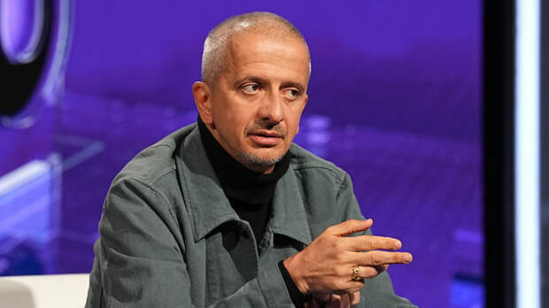 Богомолов ответил на критику его назначения в Школу-студию МХАТ