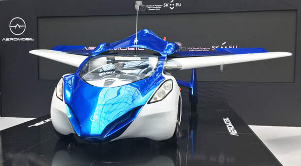 Колесный самолет Aeromobil.
