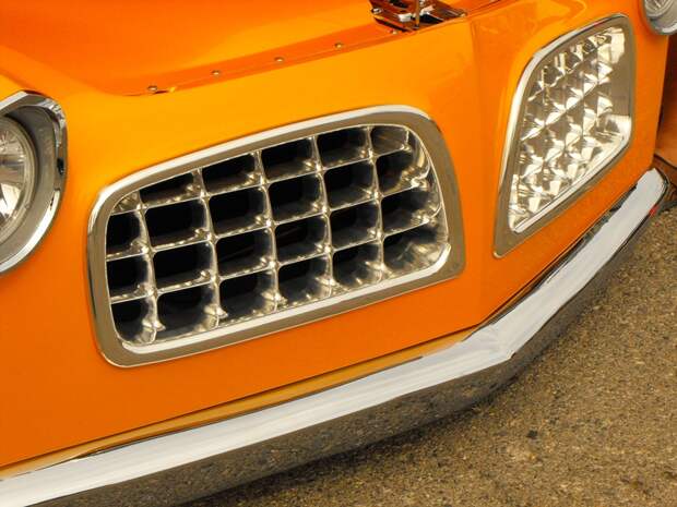 Chrysler 300 Revolution (6)
