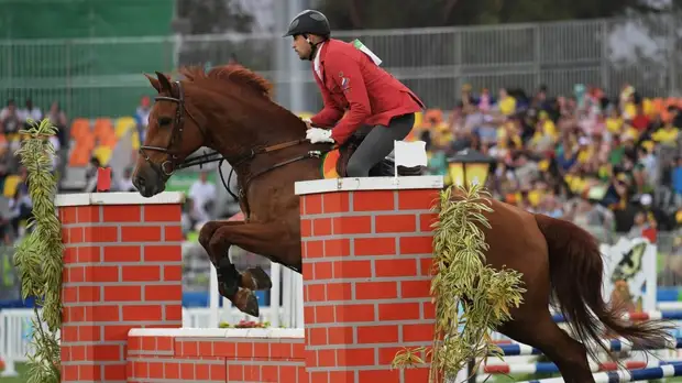 «Скандал в Токио — только повод»: Лесун о замене конкура на сёрфинг, ослах вместо лошадей и угандийских пятиборцах