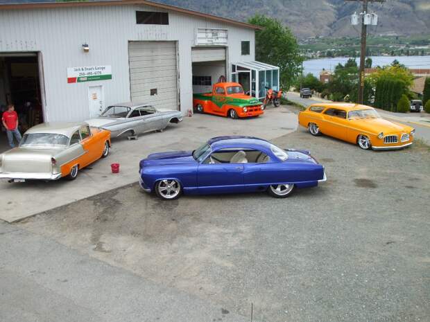 Chrysler 300 Revolution (2)