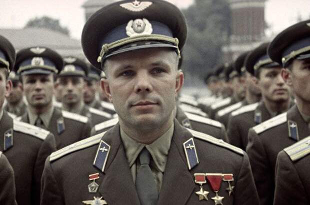 Юрий Гагарин.