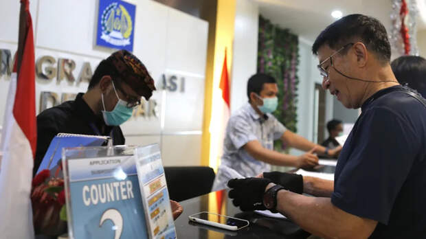 Nikkei Asia: Индонезия запустила программу пожизненного ВНЖ для иностранцев