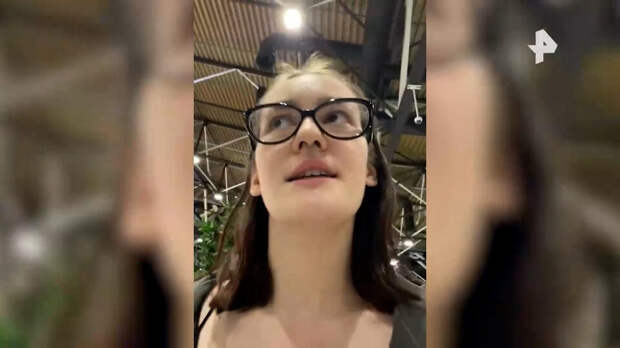 Туристка: в Шереметьеве начали расселение пассажиров транзитных рейсов