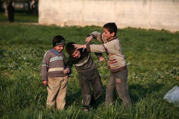 Детство в зоне боя: миллионы детей взрослеют на войне война, дети, детство