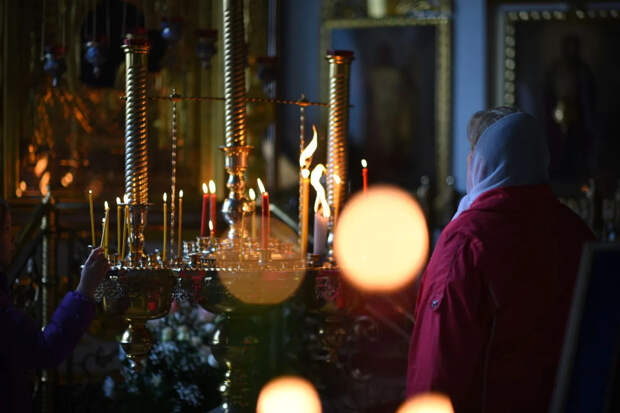 Священник объяснил, что не стоит покидать церковь при грубости в храме