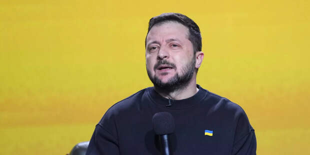 Президент Украины Владимир Зеленский во время своей пресс-конференции в Киеве Президент Украины Владимир Зеленский во время своей пресс-конференции в Киеве - ИноСМИ, 1920, 17.01.2024