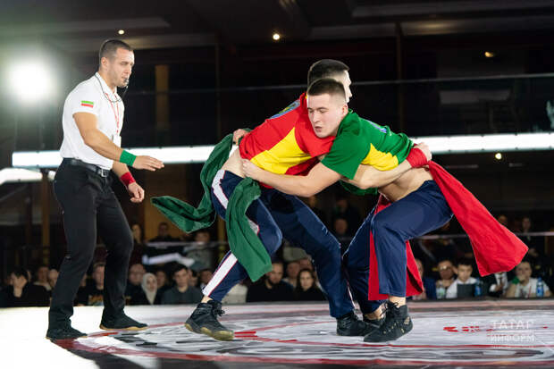 Казанда көрәш буенча Россия чемпионаты уза