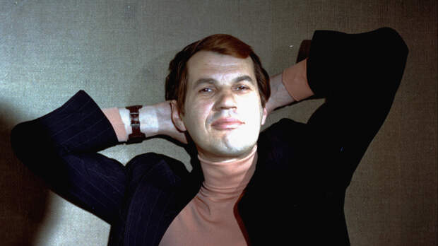 Неидеальный гений: почему Георгия Буркова любила вся страна, а он сам себя ненавидел