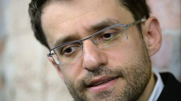 Глуховский прокомментировал снятие Ароняна с Кубка мира 