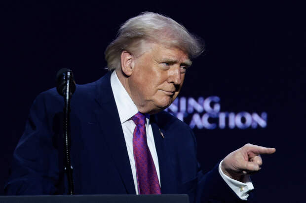 Трамп решил провести закрытую встречу с разведкой на фоне прекращения огня в Иране