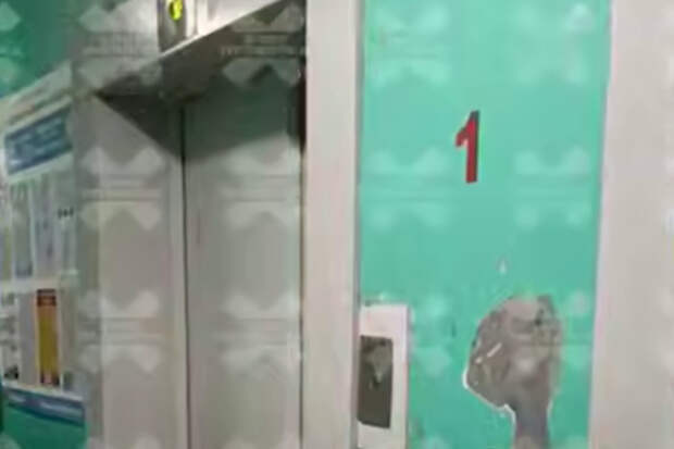 В Подмосковье многоэтажку затопило кипятком после трех дней без отопления