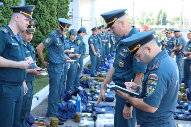 В главном управлении МЧС Адыгеи состоялся строевой смотр личного состава
