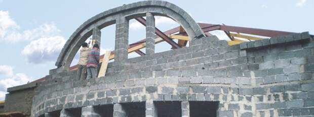 Керамзитобетонный блок для частного строительства