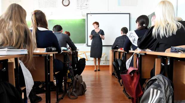 Психолог объяснила формирование страхов влиянием системы образования