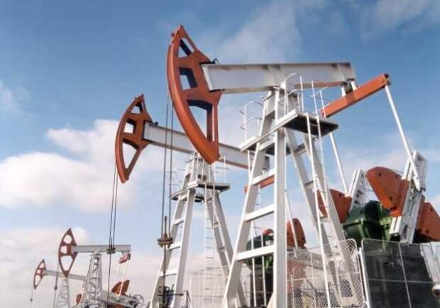 РФ вышла на второе место в мире по добыче нефти