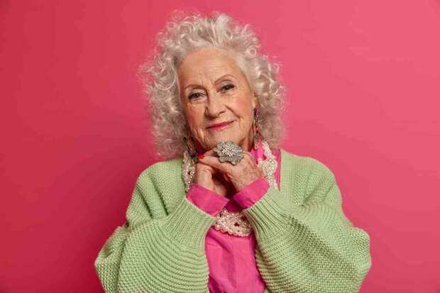 Одеваемся как бабушка: разбираем новый тренд