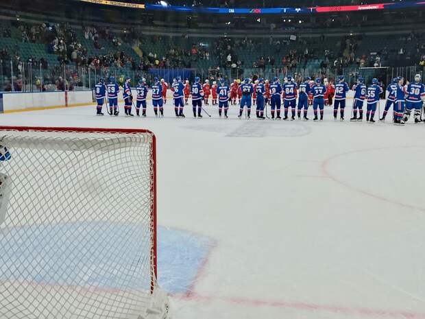 Белорусский вратарь Мойсевич расторг контракт со СКА