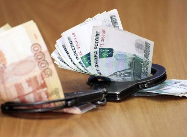 В Севастополе аферист украл у россиян 12 млн рублей и проиграл их в казино