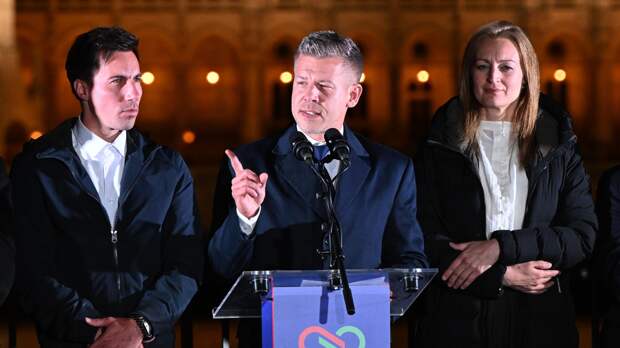 С такими друзьями и враги не нужны. Венгры недовольны суетой вокруг Мадьяра