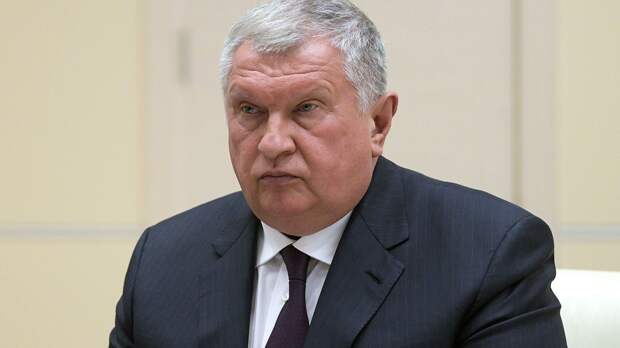Сечин рассказал о росте потребления в Индии 