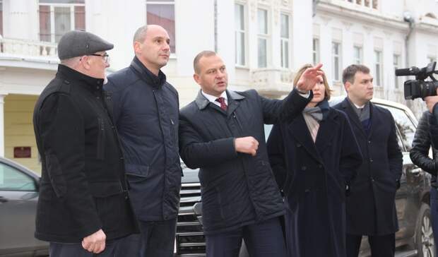 Губернатор Денис Паслер с риском для здоровья посетил Бузулук