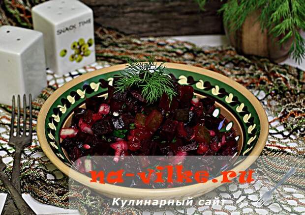 Салат из свеклы и огурцов