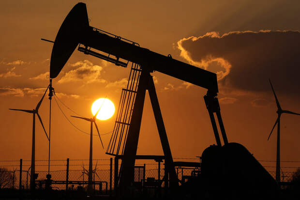 МВФ: доходы РФ от экспорта нефти остаются высокими, несмотря на потолок цен