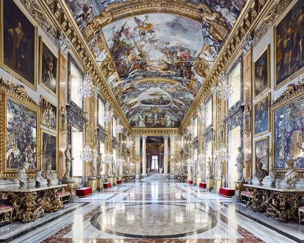 Палаццо Колонна, Рим, Италия, 2016. Фотоцикл от Давида Бардни (David Burdeny)