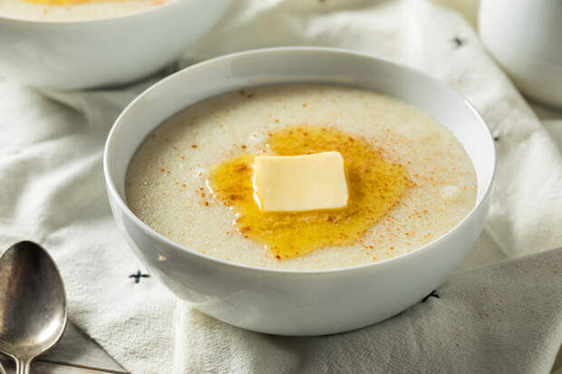 Как правильно и вкусно сварить манную кашу без комочков: 2 проверенных способа Как правильно и вкусно сварить манную кашу без комочков: 2 проверенных способа