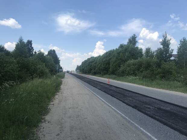 В Тверской области ремонтируют дорогу Торжок – Высокое – Берново – Старица
