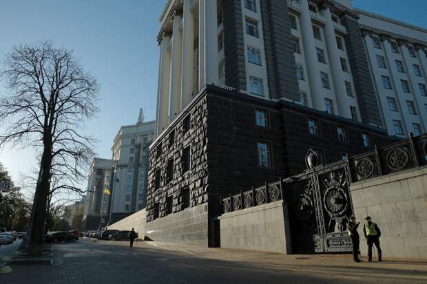 В Госдуме призвали ударить по зданию Рады после заявления о готовности воевать еще 10 лет