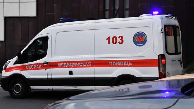 При атаке БПЛА в посёлке Ильском на Кубани пострадал человек и повреждены дома