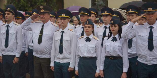 Выпускникам пожарно-спасательного колледжа торжественно вручили дипломы. Фото Департамента ГОЧСиПБ г.Москвы