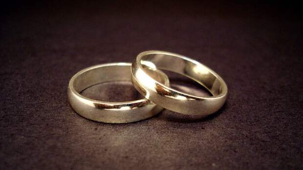 Блогер из КНР сорвал джек-пот: брак с россиянкой спас его от разорения