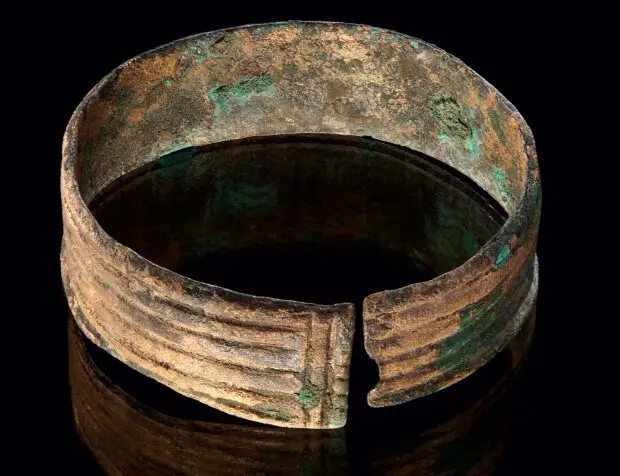 В Германии обнаружили древнюю обнаженную женскую фигурку из бронзы