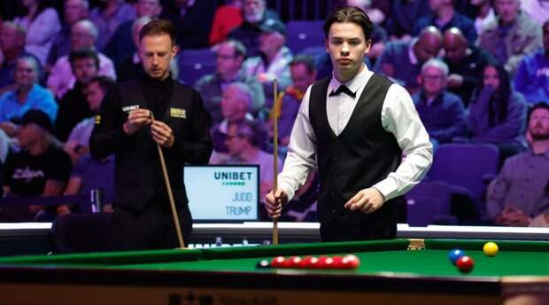 Джадд Трамп победил Леоне Кроули и вышел в 1/16 финала Бритиш Опен 2025 (фото: WST)