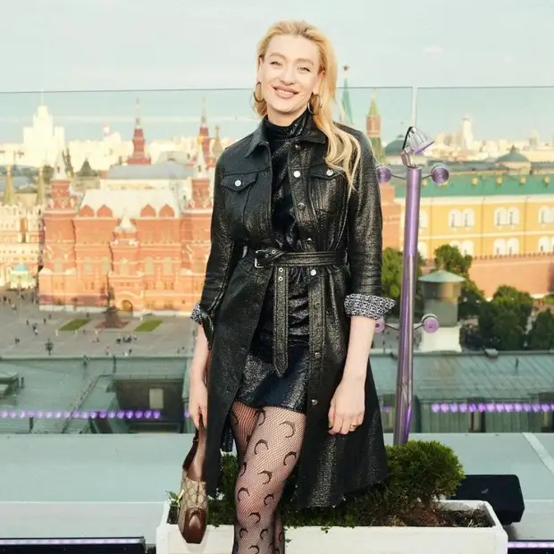 Знаменитости посетили премию Glamour Influencers Awards