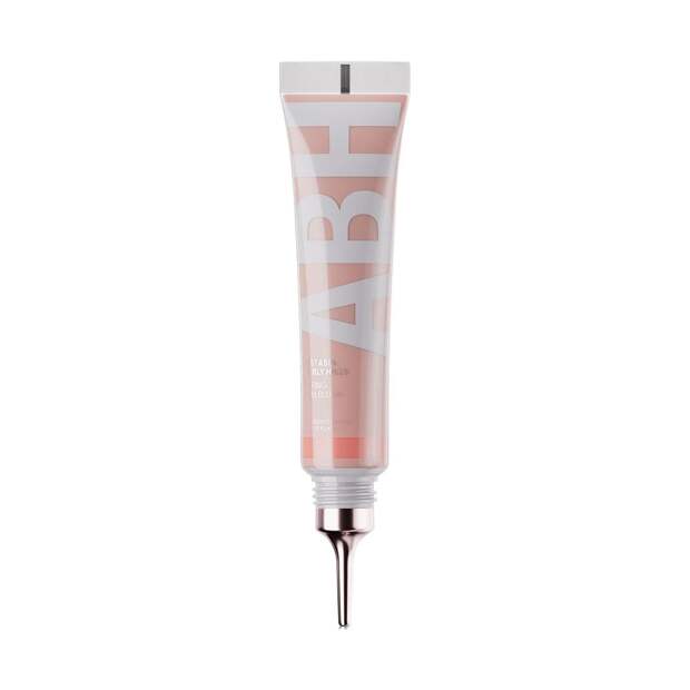 Жидкие румяна Blurring Blush Serum, оттенок Guava, Anastasia Beverly Hills, 4292 руб. («Иль де Ботэ»)