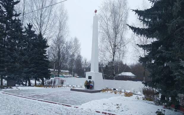 В Чучковском районе реконструируют памятник защитникам Отечества