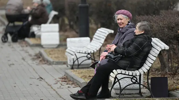 В России с 1 мая появятся новые льготы и поднимут часть пенсий