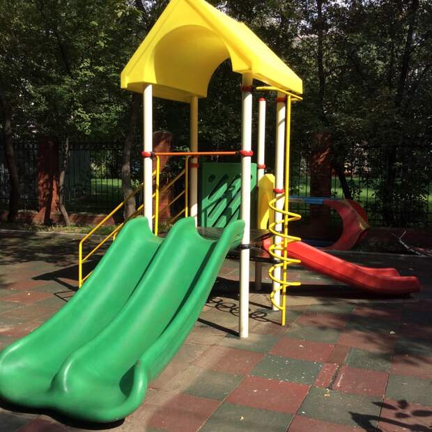 Благоустроенный двор в Бутырском районе. Фото управа Бутырского района