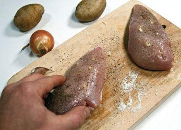мясо на доске