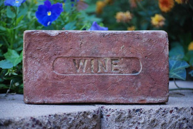 brick-wine1