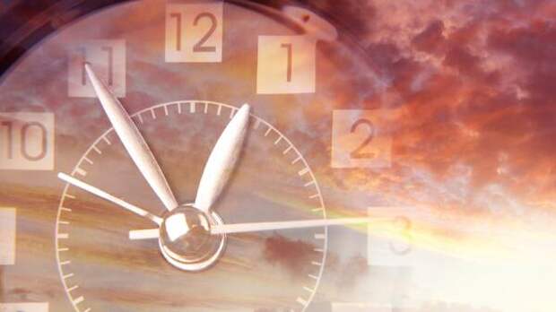 Пугает и радует одновременно: что означает ангельское время на часах 18:18 — завершите старое