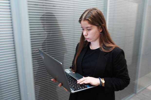 Песков: Кремль не участвует в дискуссии о введении шестидневной рабочей недели