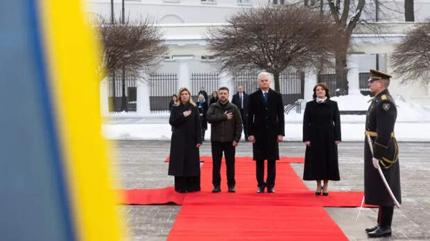 «Он просто развалится»: в Киеве назвали идиотами тех, кто стремится вступить в ЕС