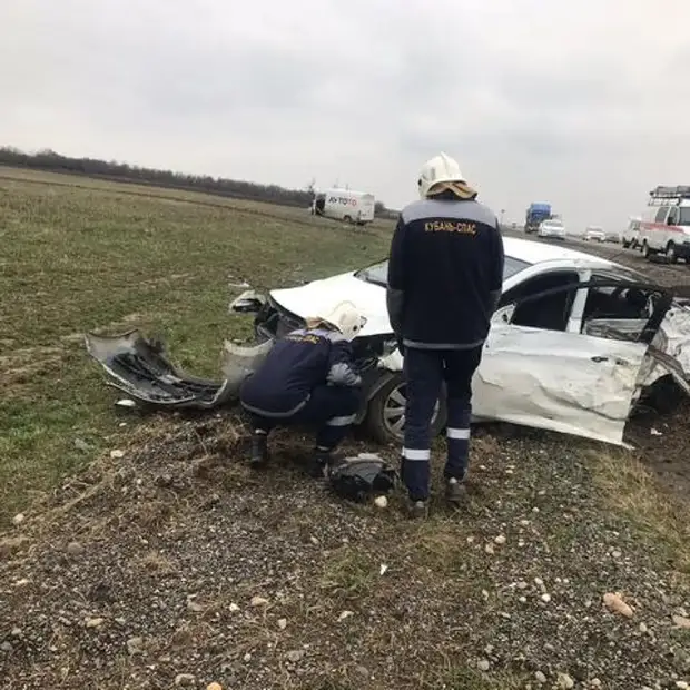 Что случилось в краснодарском крае сегодня новости. Авария на трассе Усть Лабинск Майкоп. ДТП Славянск на Кубани Газель. Живая Кубань происшествия. Происшествия Славянск на Кубани свежие.